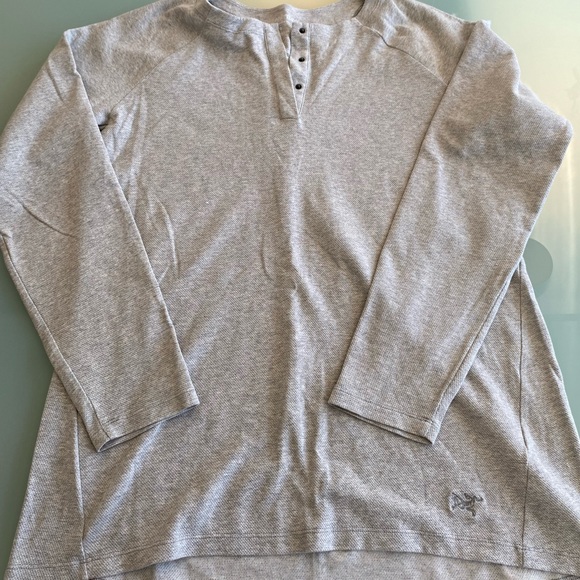 Arcteryx Sirrus LS henley, size Large - Picture 2 of 4